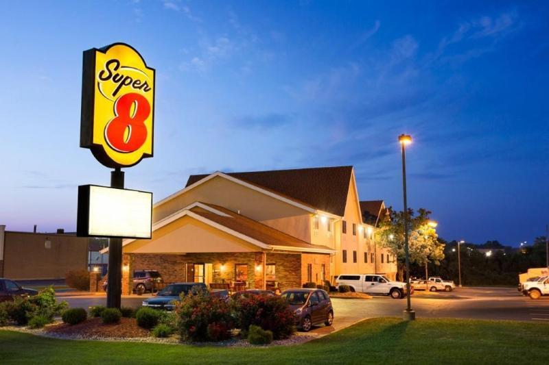 Super 8 By Wyndham Texarkana Ar Motel Екстериор снимка